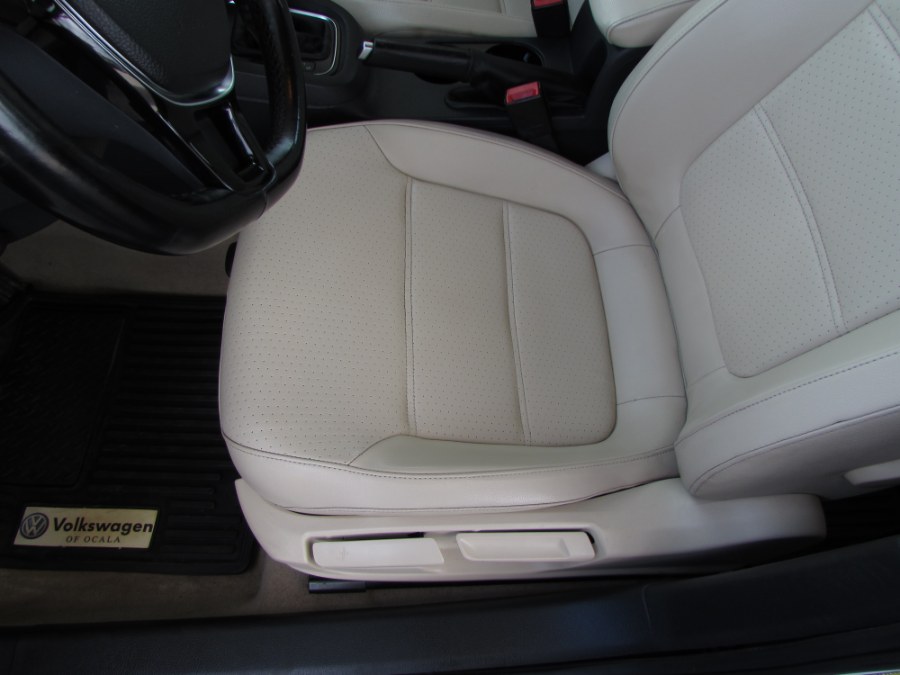2015 Volkswagen Jetta Sedan 4dr Auto 1.8T SE w/Connectivity PZEV, available for sale in Orlando, Florida | VIP Auto Enterprise, Inc. Orlando, Florida 2015 Volkswagen Jetta Sedan 4dr Auto 1.8T SE w/Connectivity PZEV, available for sale in Orlando, Florida | VIP Auto Enterprise, Inc. Orlando, Florida