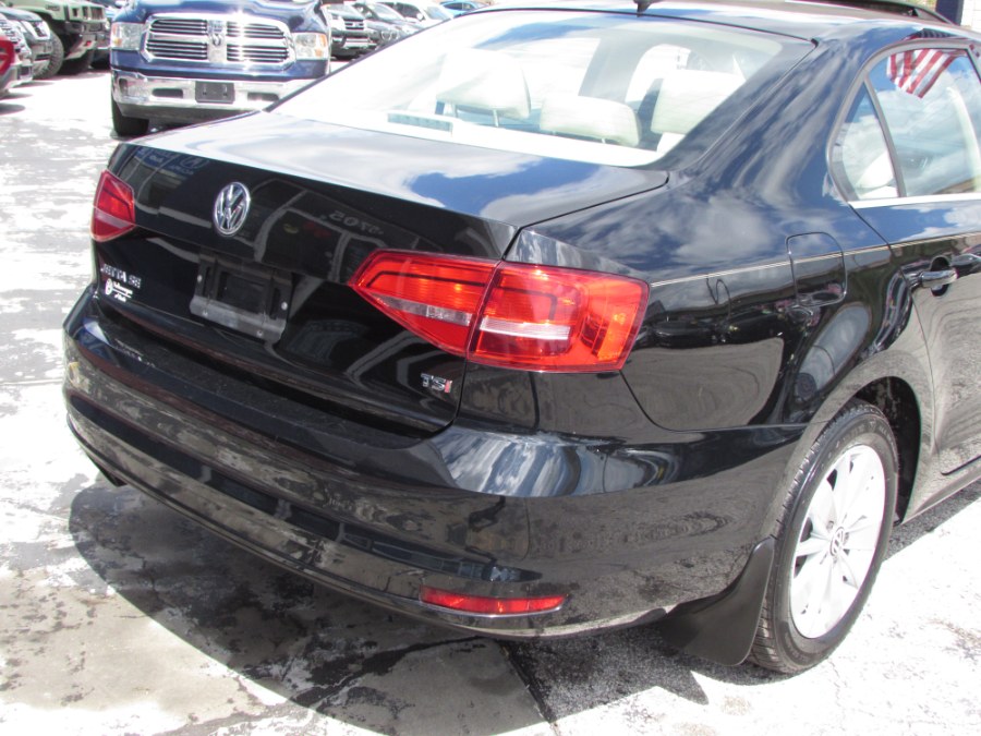 2015 Volkswagen Jetta Sedan 4dr Auto 1.8T SE w/Connectivity PZEV, available for sale in Orlando, Florida | VIP Auto Enterprise, Inc. Orlando, Florida 2015 Volkswagen Jetta Sedan 4dr Auto 1.8T SE w/Connectivity PZEV, available for sale in Orlando, Florida | VIP Auto Enterprise, Inc. Orlando, Florida