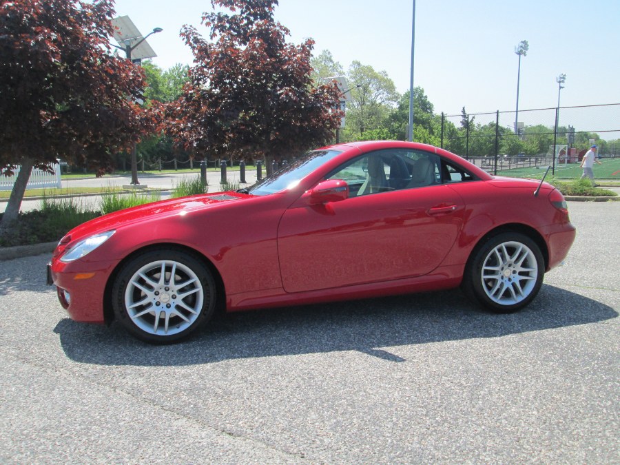 2009 Mercedes-Benz SLK-Class 2dr Roadster 3.0L, available for sale in Massapequa, New York | South Shore Auto Brokers & Sales. Massapequa, New York 2009 Mercedes-Benz SLK-Class 2dr Roadster 3.0L, available for sale in Massapequa, New York | South Shore Auto Brokers & Sales. Massapequa, New York