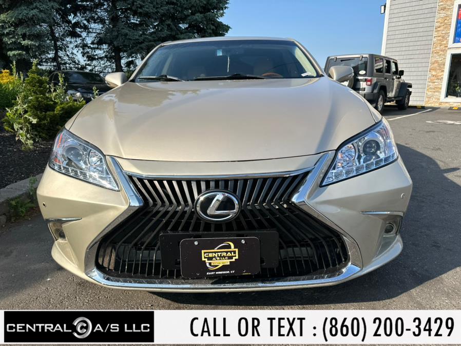 2010 Lexus ES 350 4dr Sdn, available for sale in East Windsor, Connecticut | Central A/S LLC. East Windsor, Connecticut 2010 Lexus ES 350 4dr Sdn, available for sale in East Windsor, Connecticut | Central A/S LLC. East Windsor, Connecticut