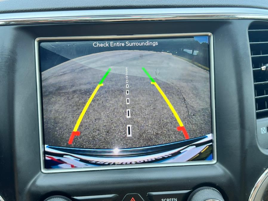 2018 Jeep Grand Cherokee Overland 4x4, available for sale in Berlin, Connecticut | Tru Auto Mall. Berlin, Connecticut 2018 Jeep Grand Cherokee Overland 4x4, available for sale in Berlin, Connecticut | Tru Auto Mall. Berlin, Connecticut
