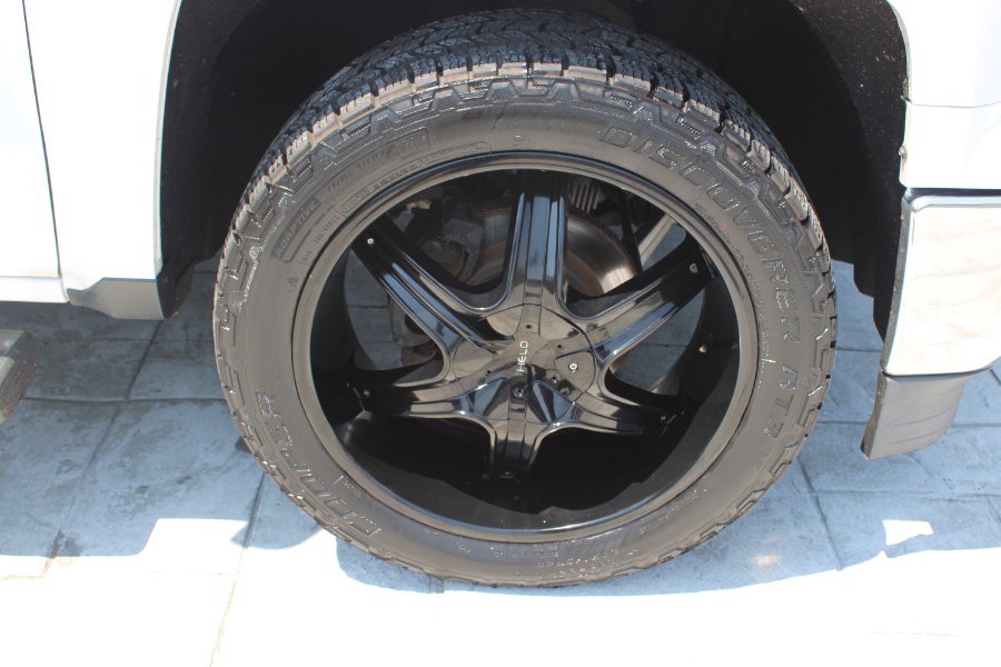 2014 Chevrolet Silverado 1500 4WD Crew Cab 143.5" LT w/1LT, available for sale in Plantsville, Connecticut | Auto House of Luxury. Plantsville, Connecticut 2014 Chevrolet Silverado 1500 4WD Crew Cab 143.5" LT w/1LT, available for sale in Plantsville, Connecticut | Auto House of Luxury. Plantsville, Connecticut
