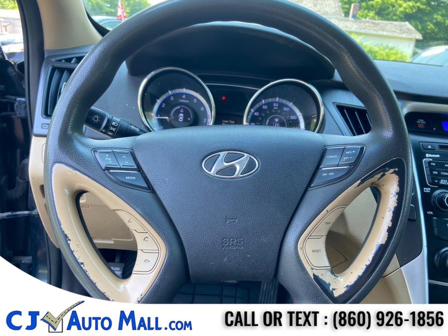 2011 Hyundai Sonata 4dr Sdn 2.4L Auto GLS, available for sale in Bristol, Connecticut | CJ Auto Mall. Bristol, Connecticut 2011 Hyundai Sonata 4dr Sdn 2.4L Auto GLS, available for sale in Bristol, Connecticut | CJ Auto Mall. Bristol, Connecticut