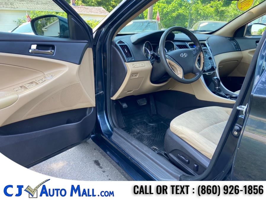 2011 Hyundai Sonata 4dr Sdn 2.4L Auto GLS, available for sale in Bristol, Connecticut | CJ Auto Mall. Bristol, Connecticut 2011 Hyundai Sonata 4dr Sdn 2.4L Auto GLS, available for sale in Bristol, Connecticut | CJ Auto Mall. Bristol, Connecticut