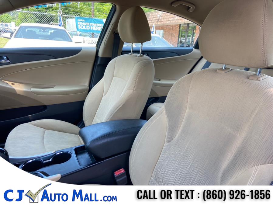 2011 Hyundai Sonata 4dr Sdn 2.4L Auto GLS, available for sale in Bristol, Connecticut | CJ Auto Mall. Bristol, Connecticut 2011 Hyundai Sonata 4dr Sdn 2.4L Auto GLS, available for sale in Bristol, Connecticut | CJ Auto Mall. Bristol, Connecticut