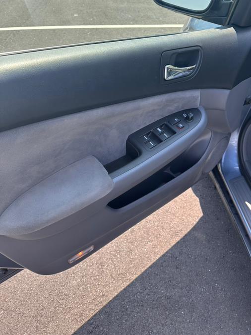 2007 Honda Accord Sdn 4dr I4 AT LX, available for sale in Revere, Massachusetts | Wonderland Auto. Revere, Massachusetts 2007 Honda Accord Sdn 4dr I4 AT LX, available for sale in Revere, Massachusetts | Wonderland Auto. Revere, Massachusetts