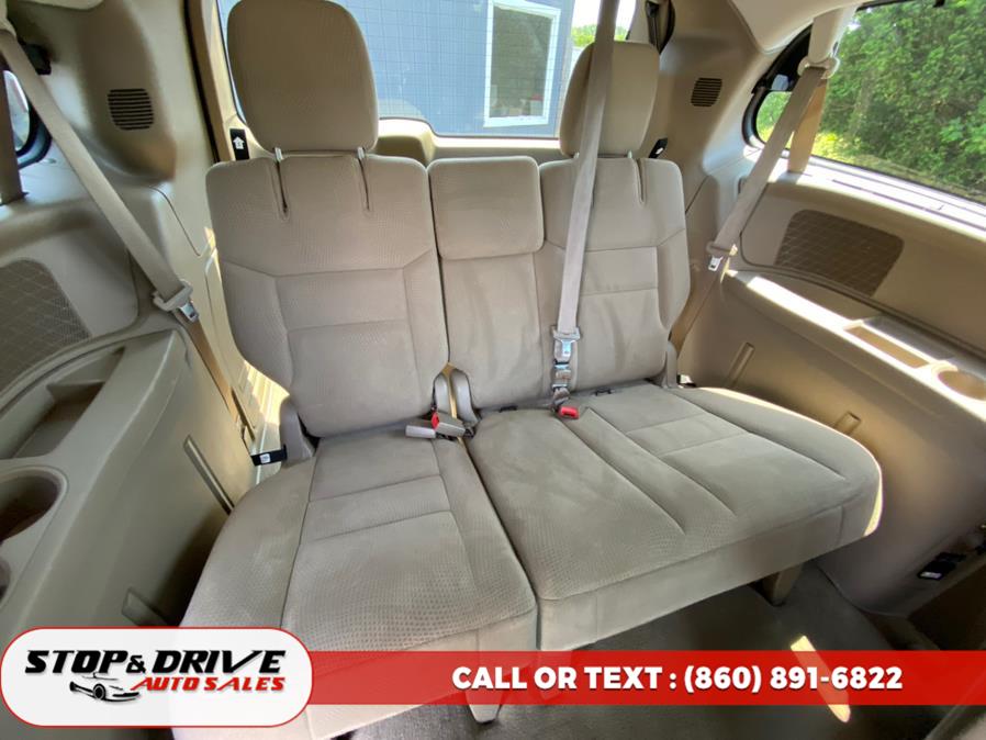 2014 Chrysler Town & Country 4dr Wgn Touring, available for sale in East Windsor, Connecticut | Stop & Drive Auto Sales. East Windsor, Connecticut 2014 Chrysler Town & Country 4dr Wgn Touring, available for sale in East Windsor, Connecticut | Stop & Drive Auto Sales. East Windsor, Connecticut