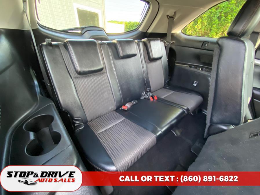2017 Toyota Highlander LE V6 FWD (Natl), available for sale in East Windsor, Connecticut | Stop & Drive Auto Sales. East Windsor, Connecticut 2017 Toyota Highlander LE V6 FWD (Natl), available for sale in East Windsor, Connecticut | Stop & Drive Auto Sales. East Windsor, Connecticut