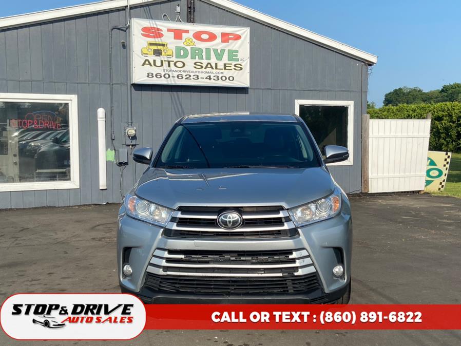 2017 Toyota Highlander LE V6 FWD (Natl), available for sale in East Windsor, Connecticut | Stop & Drive Auto Sales. East Windsor, Connecticut 2017 Toyota Highlander LE V6 FWD (Natl), available for sale in East Windsor, Connecticut | Stop & Drive Auto Sales. East Windsor, Connecticut