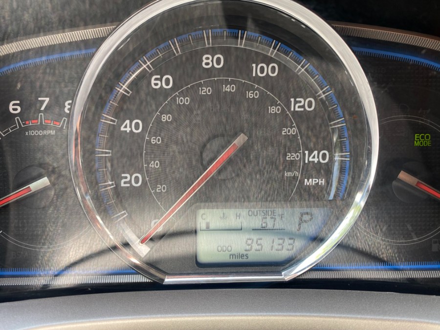 2015 Toyota RAV4 AWD 4dr Limited (Natl), available for sale in Hamden, Connecticut | Adonai Auto Sales LLC. Hamden, Connecticut 2015 Toyota RAV4 AWD 4dr Limited (Natl), available for sale in Hamden, Connecticut | Adonai Auto Sales LLC. Hamden, Connecticut