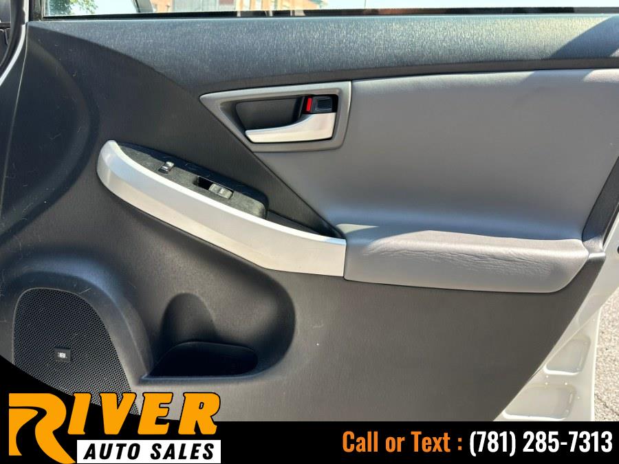 2015 Toyota Prius Plug-In 5dr HB Advanced (Natl), available for sale in Malden, Massachusetts | River Auto Sales. Malden, Massachusetts 2015 Toyota Prius Plug-In 5dr HB Advanced (Natl), available for sale in Malden, Massachusetts | River Auto Sales. Malden, Massachusetts