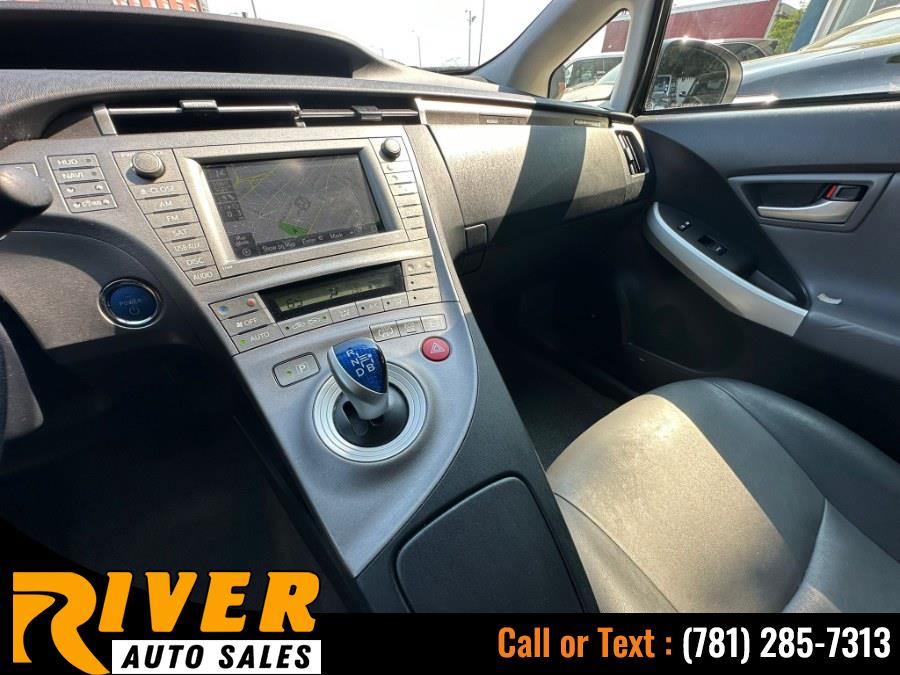 2015 Toyota Prius Plug-In 5dr HB Advanced (Natl), available for sale in Malden, Massachusetts | River Auto Sales. Malden, Massachusetts 2015 Toyota Prius Plug-In 5dr HB Advanced (Natl), available for sale in Malden, Massachusetts | River Auto Sales. Malden, Massachusetts