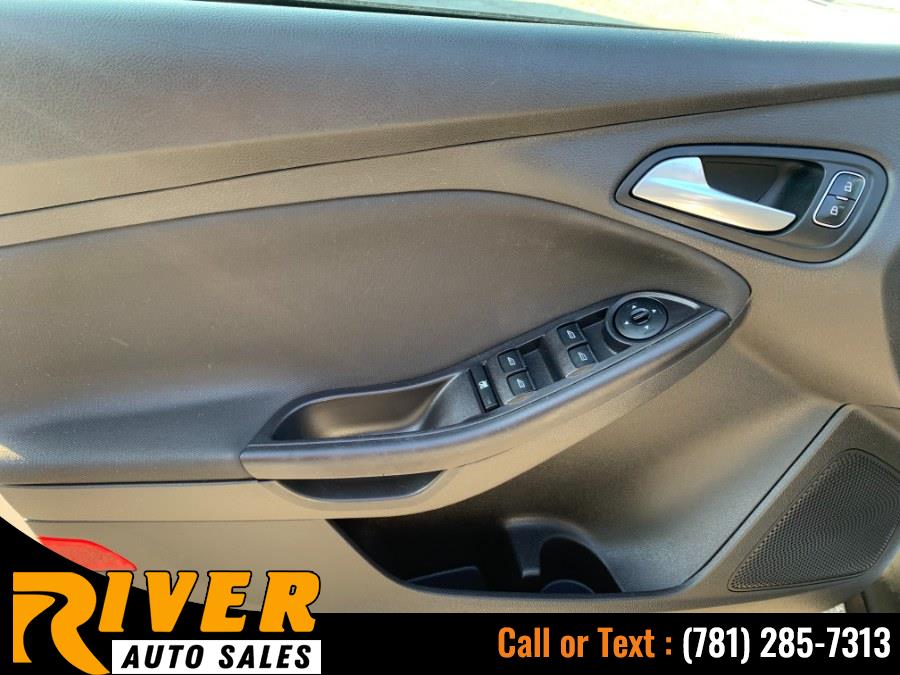 2018 Ford Focus SE Sedan, available for sale in Malden, Massachusetts | River Auto Sales. Malden, Massachusetts 2018 Ford Focus SE Sedan, available for sale in Malden, Massachusetts | River Auto Sales. Malden, Massachusetts