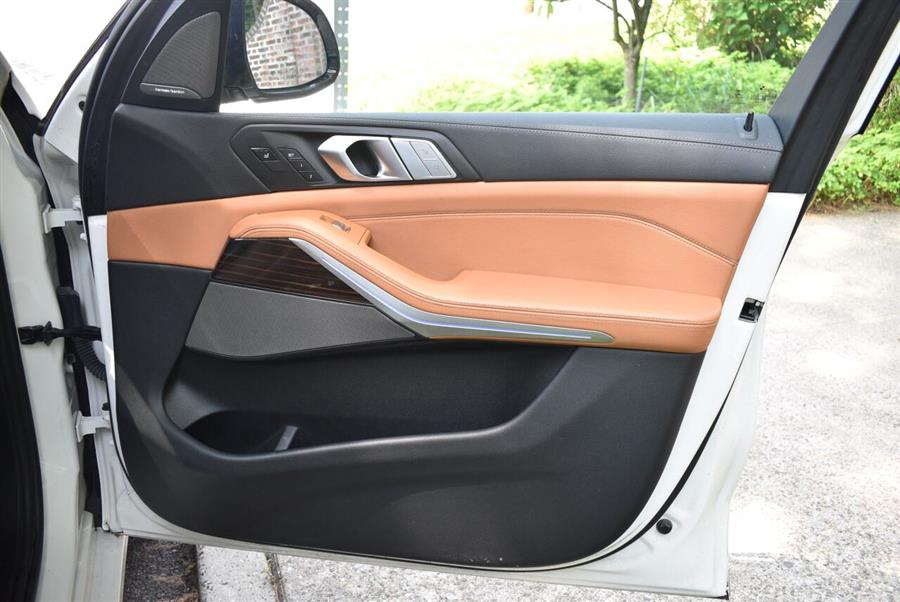 2021 BMW X7 xDrive40i AWD 4dr Sports Activity Vehicle, available for sale in Great Neck, New York | Camy Cars. Great Neck, New York 2021 BMW X7 xDrive40i AWD 4dr Sports Activity Vehicle, available for sale in Great Neck, New York | Camy Cars. Great Neck, New York