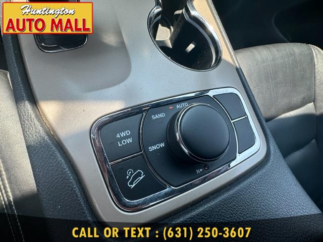 2015 Jeep Grand Cherokee 4WD 4dr Limited, available for sale in Huntington Station, New York | Huntington Auto Mall. Huntington Station, New York 2015 Jeep Grand Cherokee 4WD 4dr Limited, available for sale in Huntington Station, New York | Huntington Auto Mall. Huntington Station, New York