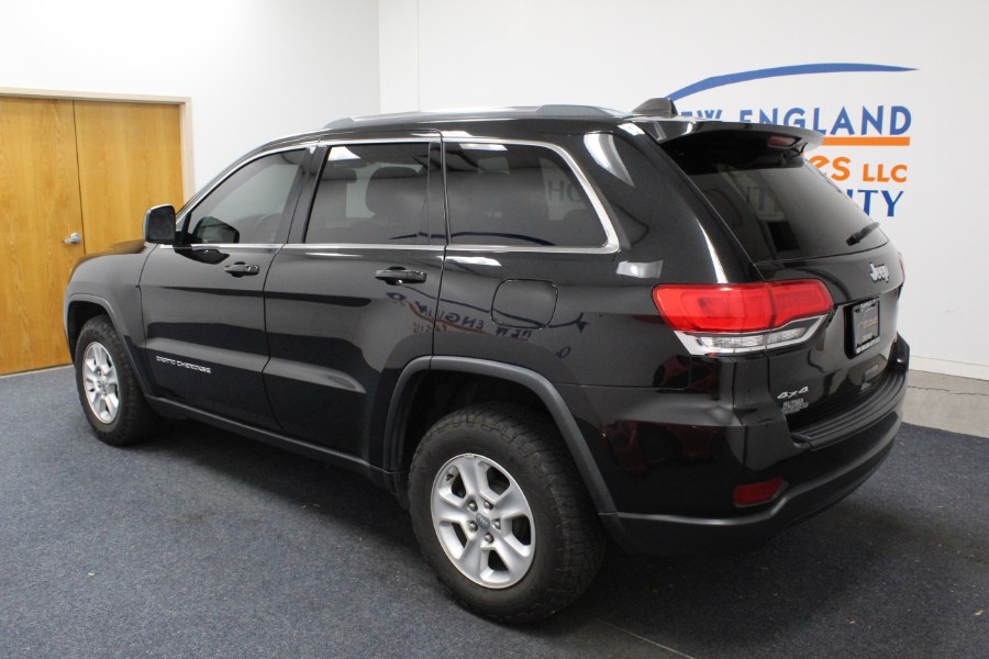 2015 Jeep Grand Cherokee 4WD 4dr Laredo, available for sale in Plainville, Connecticut | New England Auto Sales LLC. Plainville, Connecticut 2015 Jeep Grand Cherokee 4WD 4dr Laredo, available for sale in Plainville, Connecticut | New England Auto Sales LLC. Plainville, Connecticut