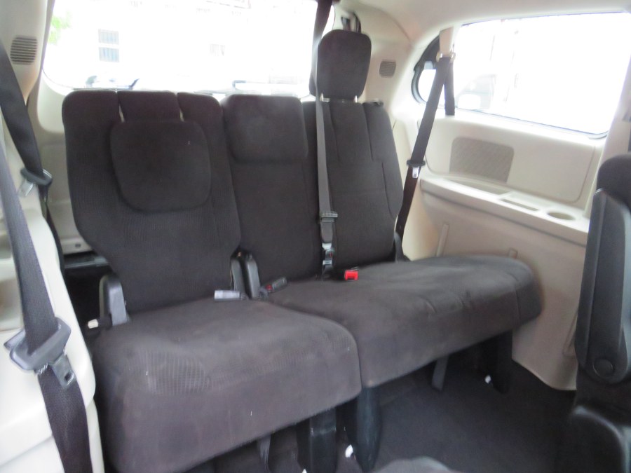 2014 Dodge Grand Caravan sxt, available for sale in Middle Village, New York | Road Masters II INC. Middle Village, New York 2014 Dodge Grand Caravan sxt, available for sale in Middle Village, New York | Road Masters II INC. Middle Village, New York
