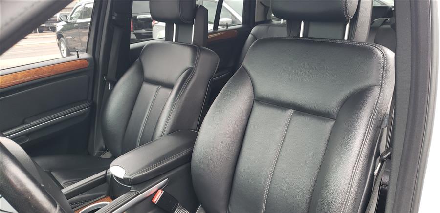2008 Mercedes-Benz GL-Class 4MATIC 4dr 4.6L, available for sale in Little Ferry, New Jersey | Victoria Preowned Autos Inc. Little Ferry, New Jersey 2008 Mercedes-Benz GL-Class 4MATIC 4dr 4.6L, available for sale in Little Ferry, New Jersey | Victoria Preowned Autos Inc. Little Ferry, New Jersey