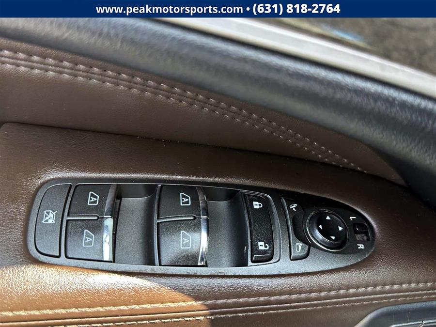 2013 INFINITI JX35 AWD 4dr, available for sale in Bayshore, New York | Peak Automotive Inc.. Bayshore, New York 2013 INFINITI JX35 AWD 4dr, available for sale in Bayshore, New York | Peak Automotive Inc.. Bayshore, New York