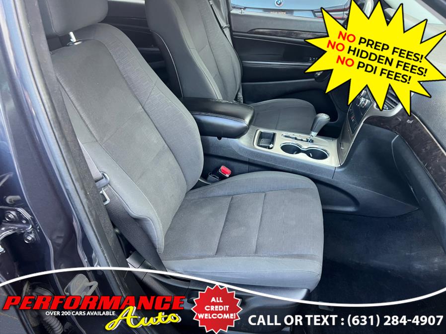 2012 Jeep Grand Cherokee 4WD 4dr Laredo, available for sale in Bohemia, New York | Performance Auto Inc. Bohemia, New York 2012 Jeep Grand Cherokee 4WD 4dr Laredo, available for sale in Bohemia, New York | Performance Auto Inc. Bohemia, New York