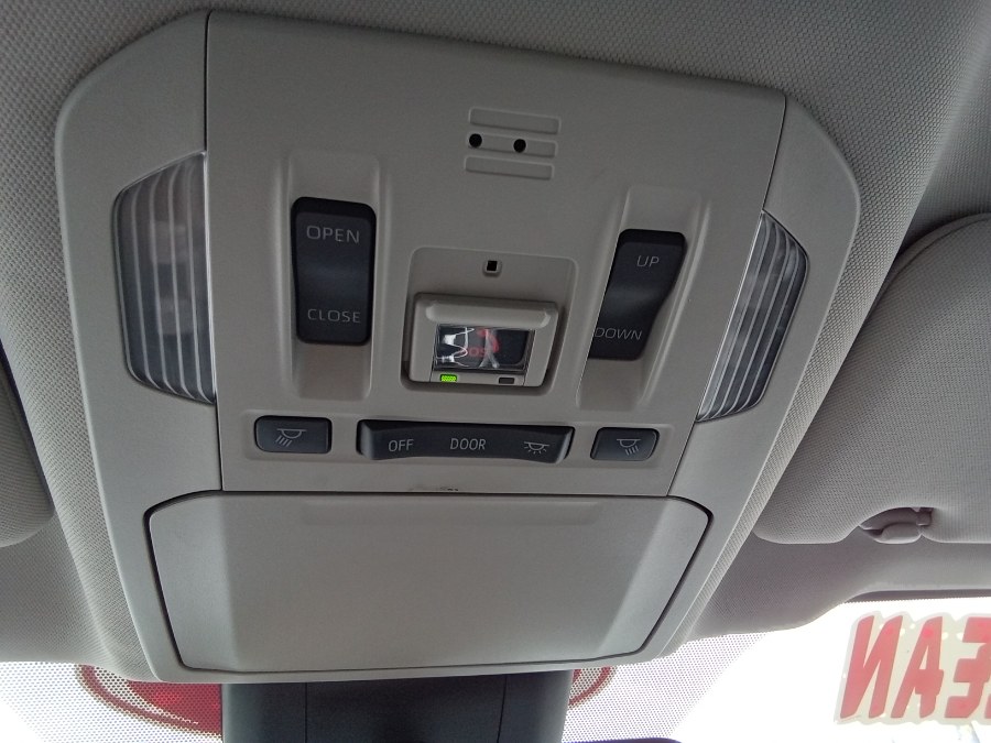 2022 Toyota Highlander XLE FWD (Natl), available for sale in Irvington, New Jersey | NJ Used Cars Center. Irvington, New Jersey 2022 Toyota Highlander XLE FWD (Natl), available for sale in Irvington, New Jersey | NJ Used Cars Center. Irvington, New Jersey