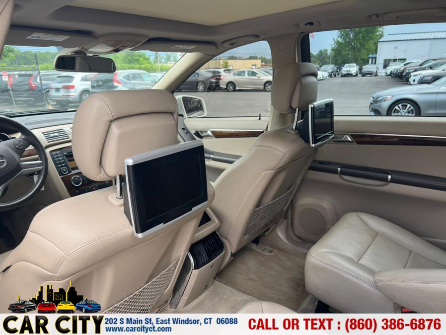 2011 Mercedes-Benz R-Class 4MATIC 4dr R350, available for sale in East Windsor, Connecticut | Car City LLC. East Windsor, Connecticut 2011 Mercedes-Benz R-Class 4MATIC 4dr R350, available for sale in East Windsor, Connecticut | Car City LLC. East Windsor, Connecticut