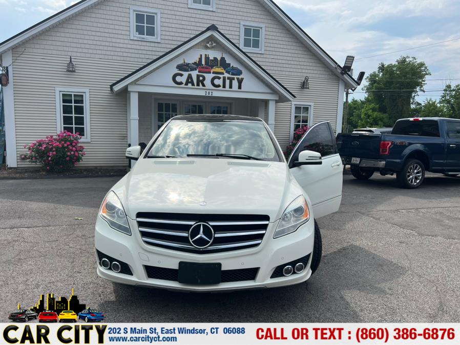 2011 Mercedes-Benz R-Class 4MATIC 4dr R350, available for sale in East Windsor, Connecticut | Car City LLC. East Windsor, Connecticut 2011 Mercedes-Benz R-Class 4MATIC 4dr R350, available for sale in East Windsor, Connecticut | Car City LLC. East Windsor, Connecticut