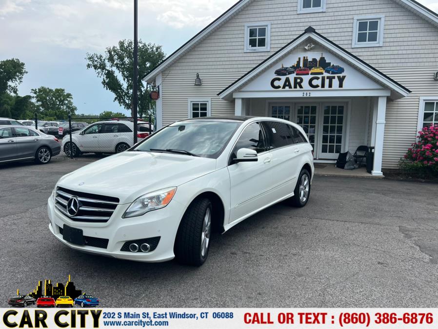 2011 Mercedes-Benz R-Class 4MATIC 4dr R350, available for sale in East Windsor, Connecticut | Car City LLC. East Windsor, Connecticut