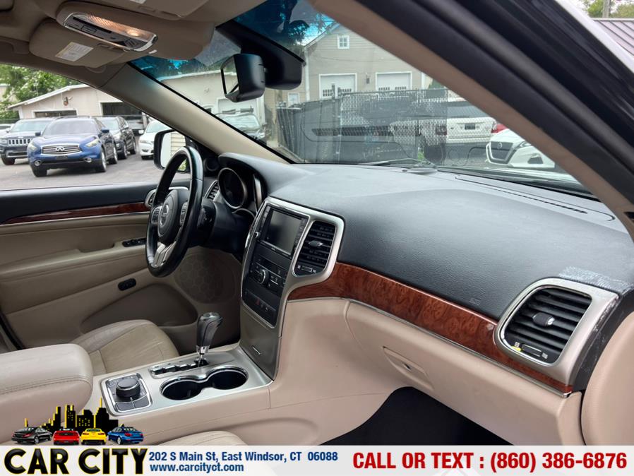 2011 Jeep Grand Cherokee 4WD 4dr Limited, available for sale in East Windsor, Connecticut | Car City LLC. East Windsor, Connecticut 2011 Jeep Grand Cherokee 4WD 4dr Limited, available for sale in East Windsor, Connecticut | Car City LLC. East Windsor, Connecticut