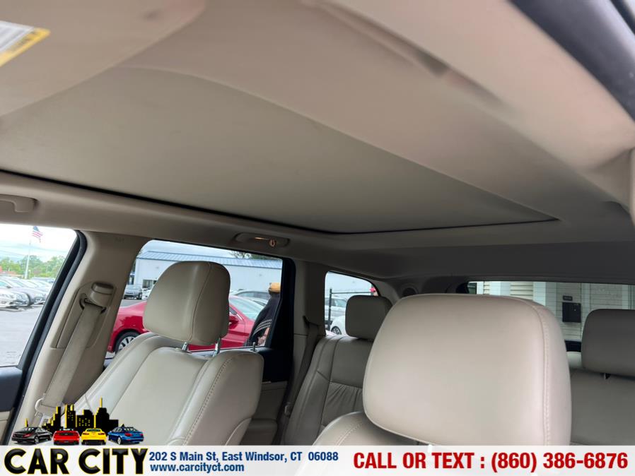 2011 Jeep Grand Cherokee 4WD 4dr Limited, available for sale in East Windsor, Connecticut | Car City LLC. East Windsor, Connecticut 2011 Jeep Grand Cherokee 4WD 4dr Limited, available for sale in East Windsor, Connecticut | Car City LLC. East Windsor, Connecticut