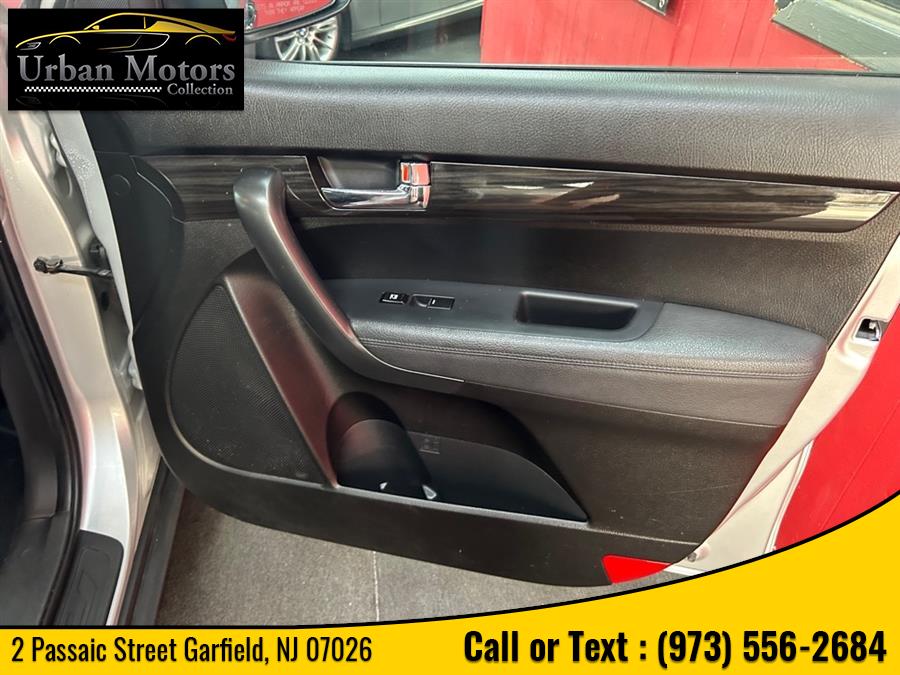 2011 Kia Sorento LX, available for sale in Garfield, New Jersey | Urban Motors Collection. Garfield, New Jersey 2011 Kia Sorento LX, available for sale in Garfield, New Jersey | Urban Motors Collection. Garfield, New Jersey