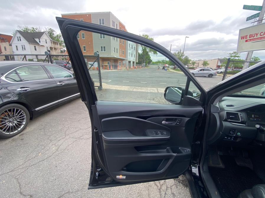 2016 Honda Pilot AWD 4dr Elite w/RES & Navi, available for sale in Hartford, Connecticut | VEB Auto Sales. Hartford, Connecticut 2016 Honda Pilot AWD 4dr Elite w/RES & Navi, available for sale in Hartford, Connecticut | VEB Auto Sales. Hartford, Connecticut