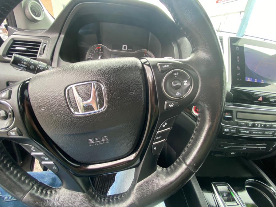 2016 Honda Pilot AWD 4dr Elite w/RES & Navi, available for sale in Hartford, Connecticut | VEB Auto Sales. Hartford, Connecticut 2016 Honda Pilot AWD 4dr Elite w/RES & Navi, available for sale in Hartford, Connecticut | VEB Auto Sales. Hartford, Connecticut