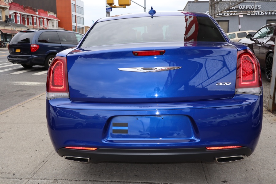 2019 Chrysler 300 Touring RWD, available for sale in Jamaica, New York | Hillside Auto Mall Inc.. Jamaica, New York 2019 Chrysler 300 Touring RWD, available for sale in Jamaica, New York | Hillside Auto Mall Inc.. Jamaica, New York