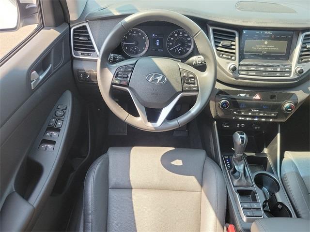 2017 Hyundai Tucson Limited, available for sale in Stratford, Connecticut | Wiz Leasing Inc. Stratford, Connecticut 2017 Hyundai Tucson Limited, available for sale in Stratford, Connecticut | Wiz Leasing Inc. Stratford, Connecticut