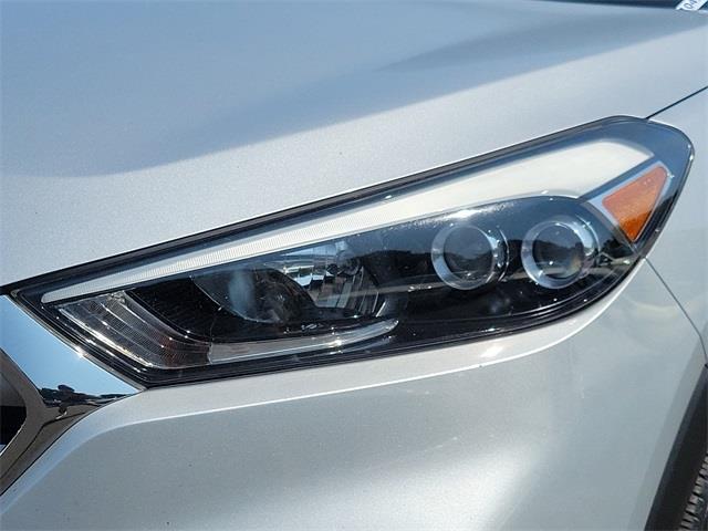 2017 Hyundai Tucson Limited, available for sale in Stratford, Connecticut | Wiz Leasing Inc. Stratford, Connecticut 2017 Hyundai Tucson Limited, available for sale in Stratford, Connecticut | Wiz Leasing Inc. Stratford, Connecticut