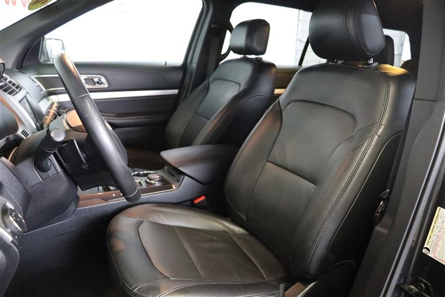 2016 Ford Explorer XLT, available for sale in Paterson, New Jersey | Fast Track Motors. Paterson, New Jersey 2016 Ford Explorer XLT, available for sale in Paterson, New Jersey | Fast Track Motors. Paterson, New Jersey