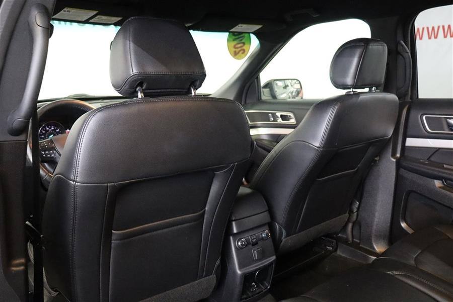 2016 Ford Explorer XLT, available for sale in Paterson, New Jersey | Fast Track Motors. Paterson, New Jersey 2016 Ford Explorer XLT, available for sale in Paterson, New Jersey | Fast Track Motors. Paterson, New Jersey