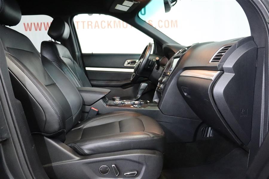 2016 Ford Explorer XLT, available for sale in Paterson, New Jersey | Fast Track Motors. Paterson, New Jersey 2016 Ford Explorer XLT, available for sale in Paterson, New Jersey | Fast Track Motors. Paterson, New Jersey