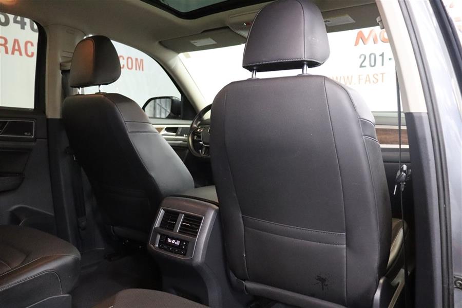 2018 Volkswagen Atlas SEL PREMIUM, available for sale in Paterson, New Jersey | Fast Track Motors. Paterson, New Jersey 2018 Volkswagen Atlas SEL PREMIUM, available for sale in Paterson, New Jersey | Fast Track Motors. Paterson, New Jersey