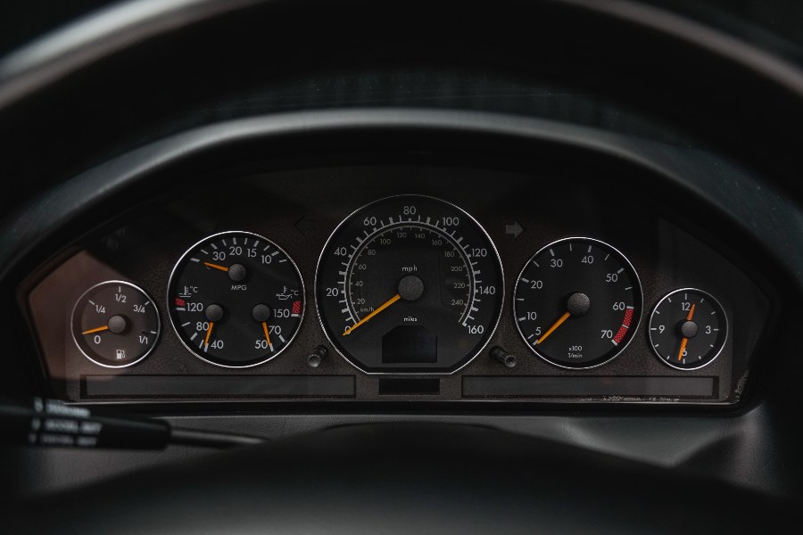 2002 Mercedes-Benz SL-Class 2dr Roadster 5.0L, available for sale in North Salem, New York | Meccanic Shop North Inc. North Salem, New York 2002 Mercedes-Benz SL-Class 2dr Roadster 5.0L, available for sale in North Salem, New York | Meccanic Shop North Inc. North Salem, New York