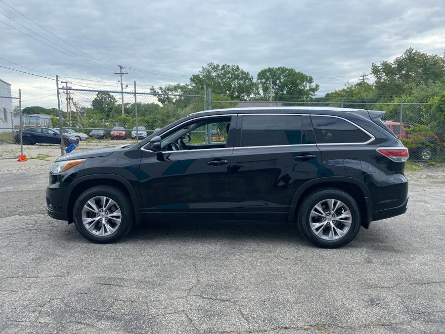 2015 Toyota Highlander AWD 4dr V6 XLE (Natl), available for sale in Milford, Connecticut | Dealertown Auto Wholesalers. Milford, Connecticut 2015 Toyota Highlander AWD 4dr V6 XLE (Natl), available for sale in Milford, Connecticut | Dealertown Auto Wholesalers. Milford, Connecticut