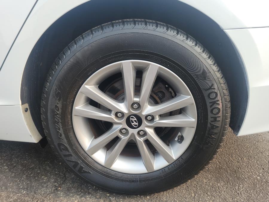 2015 Hyundai Sonata 4dr Sdn 2.4L SE PZEV, available for sale in Philadelphia, Pennsylvania | Eugen's Auto Sales & Repairs. Philadelphia, Pennsylvania 2015 Hyundai Sonata 4dr Sdn 2.4L SE PZEV, available for sale in Philadelphia, Pennsylvania | Eugen's Auto Sales & Repairs. Philadelphia, Pennsylvania