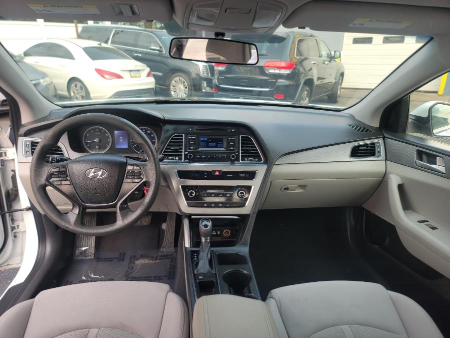 2015 Hyundai Sonata 4dr Sdn 2.4L SE PZEV, available for sale in Philadelphia, Pennsylvania | Eugen's Auto Sales & Repairs. Philadelphia, Pennsylvania 2015 Hyundai Sonata 4dr Sdn 2.4L SE PZEV, available for sale in Philadelphia, Pennsylvania | Eugen's Auto Sales & Repairs. Philadelphia, Pennsylvania