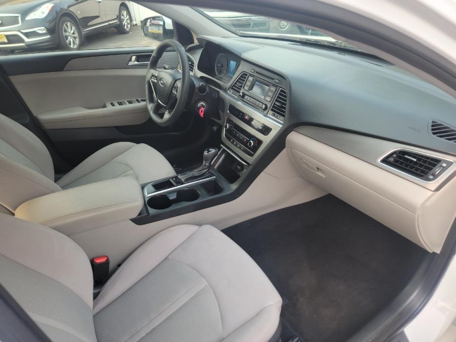 2015 Hyundai Sonata 4dr Sdn 2.4L SE PZEV, available for sale in Philadelphia, Pennsylvania | Eugen's Auto Sales & Repairs. Philadelphia, Pennsylvania 2015 Hyundai Sonata 4dr Sdn 2.4L SE PZEV, available for sale in Philadelphia, Pennsylvania | Eugen's Auto Sales & Repairs. Philadelphia, Pennsylvania