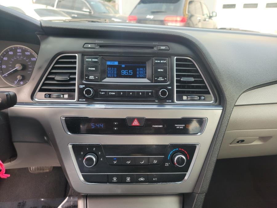 2015 Hyundai Sonata 4dr Sdn 2.4L SE PZEV, available for sale in Philadelphia, Pennsylvania | Eugen's Auto Sales & Repairs. Philadelphia, Pennsylvania 2015 Hyundai Sonata 4dr Sdn 2.4L SE PZEV, available for sale in Philadelphia, Pennsylvania | Eugen's Auto Sales & Repairs. Philadelphia, Pennsylvania