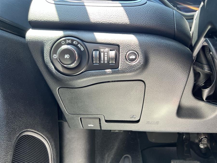 2015 Chrysler 200 S, available for sale in Elida, Ohio | Josh's All Under Ten LLC. Elida, Ohio 2015 Chrysler 200 S, available for sale in Elida, Ohio | Josh's All Under Ten LLC. Elida, Ohio