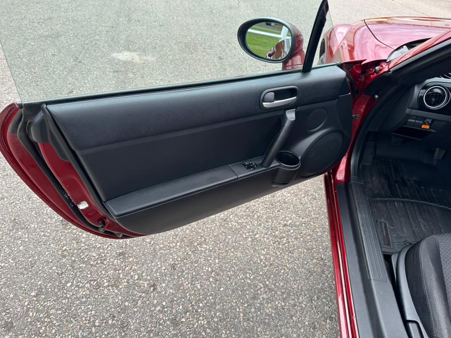 2006 Mazda MX-5 Miata 2dr Conv MX-5, available for sale in South Windsor, Connecticut | Mike And Tony Auto Sales, Inc. South Windsor, Connecticut 2006 Mazda MX-5 Miata 2dr Conv MX-5, available for sale in South Windsor, Connecticut | Mike And Tony Auto Sales, Inc. South Windsor, Connecticut