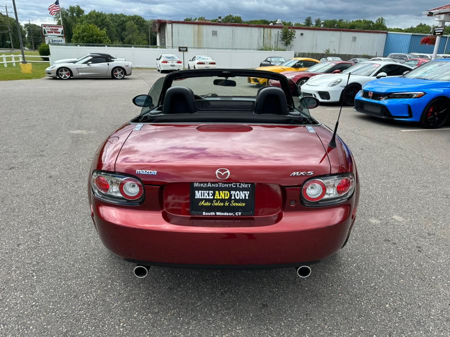 2006 Mazda MX-5 Miata 2dr Conv MX-5, available for sale in South Windsor, Connecticut | Mike And Tony Auto Sales, Inc. South Windsor, Connecticut 2006 Mazda MX-5 Miata 2dr Conv MX-5, available for sale in South Windsor, Connecticut | Mike And Tony Auto Sales, Inc. South Windsor, Connecticut