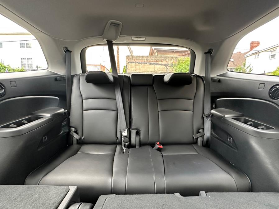 2020 Honda Pilot EX-L AWD, available for sale in Newark , New Jersey | Champion Used Auto Sales 2. Newark , New Jersey 2020 Honda Pilot EX-L AWD, available for sale in Newark , New Jersey | Champion Used Auto Sales 2. Newark , New Jersey